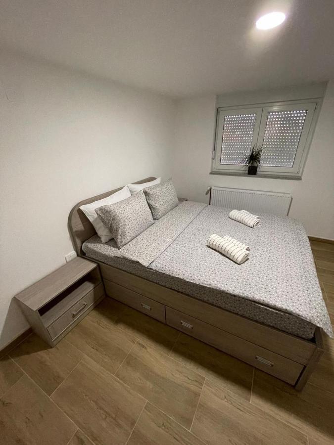 Apartman Ambijent Arandelovac Buitenkant foto