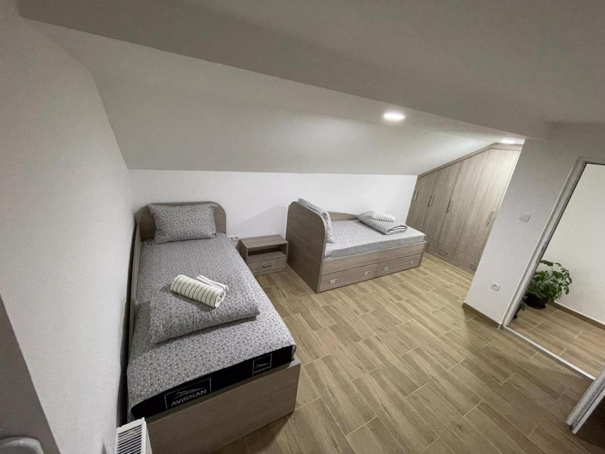 Apartman Ambijent Arandelovac Buitenkant foto